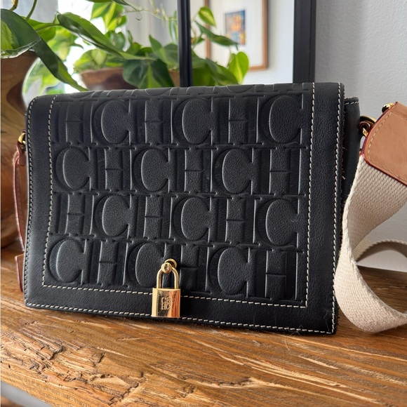 Carolina Herrera / ANDY LOCKED CROSSBODY I MEDIUM
HOULDER BAG - Picture 15 of 15